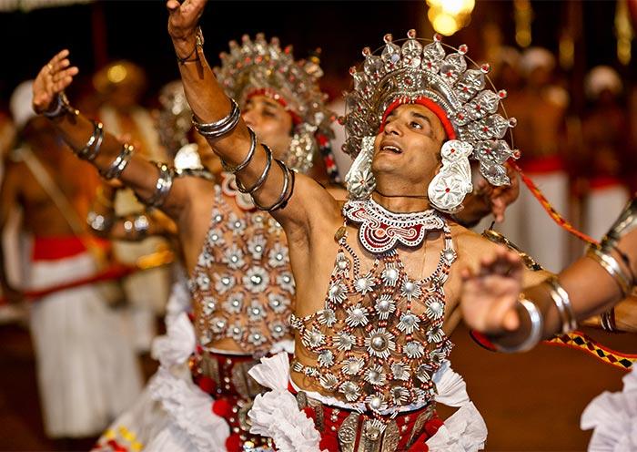 Feel the Rhythm of Kandy
